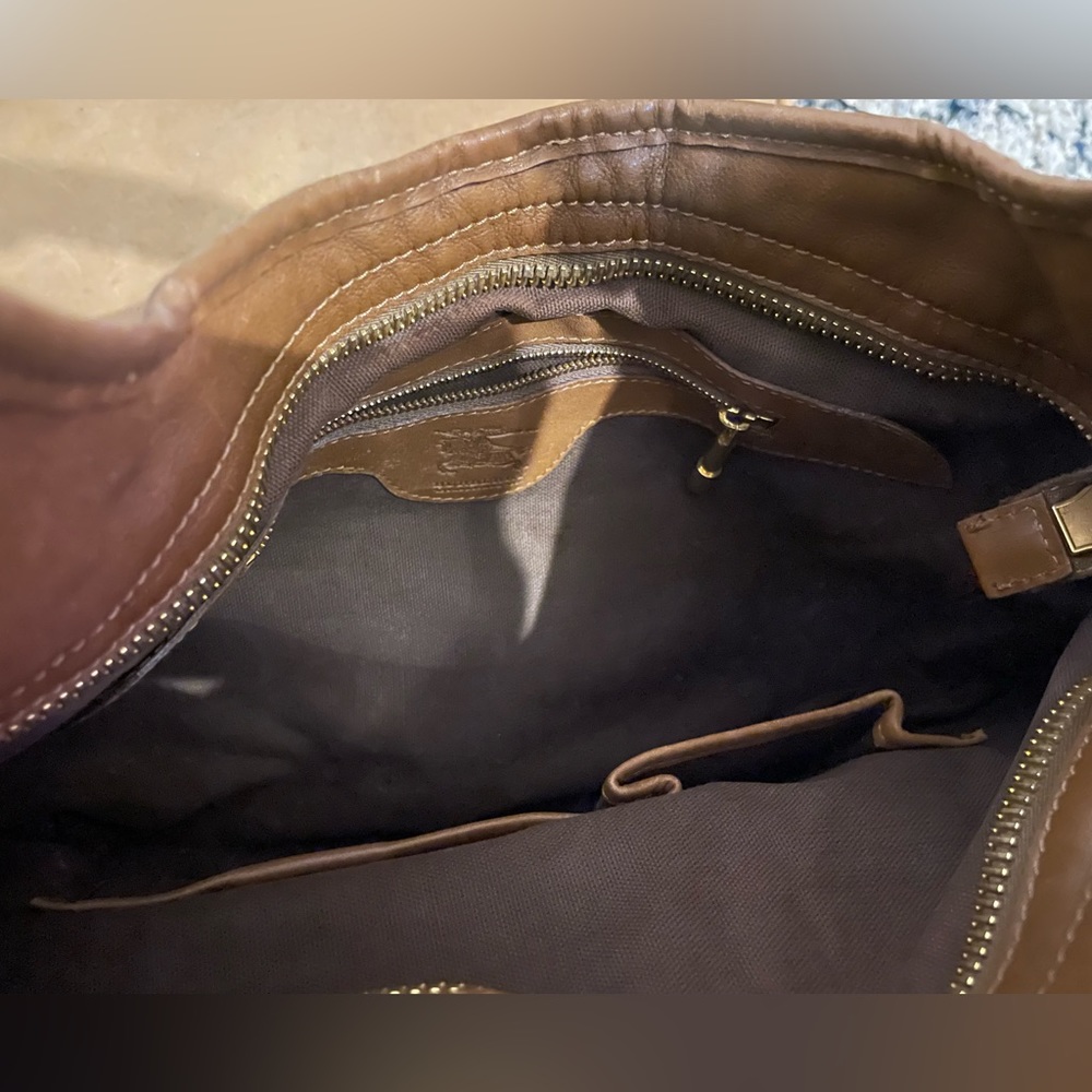 Burberry purse - Picture 2 of 9